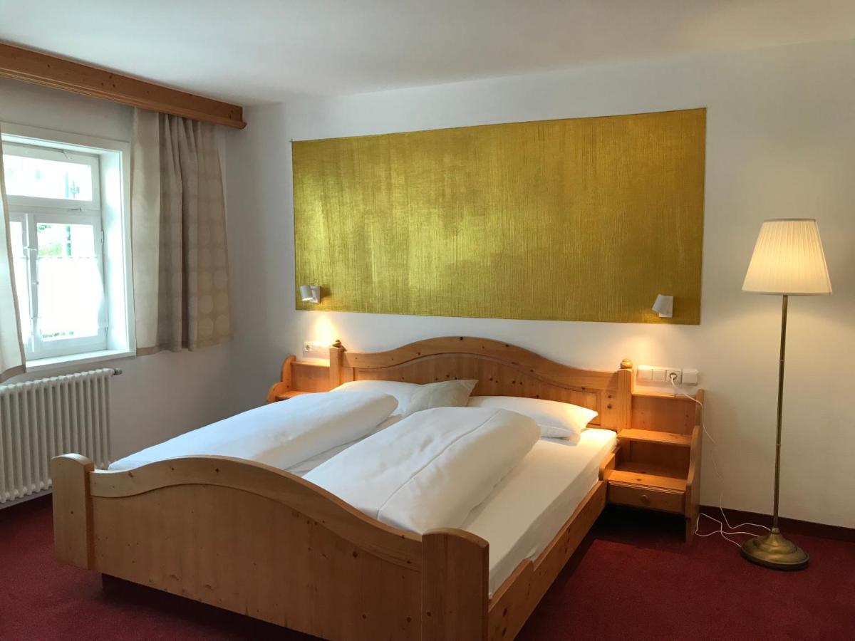 Hotel Hohe Schule Bad Überkingen الغرفة الصورة