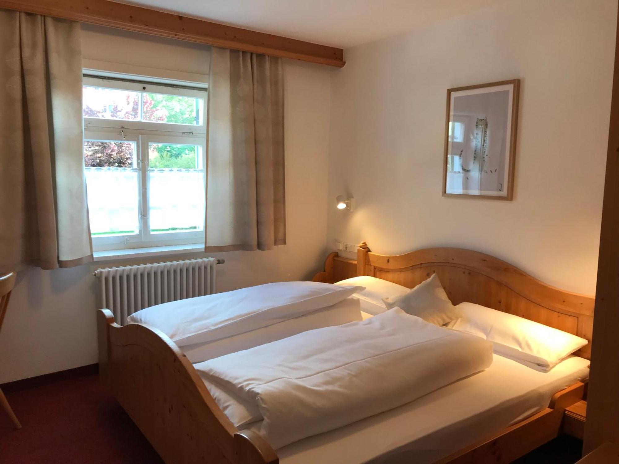 Hotel Hohe Schule Bad Überkingen الغرفة الصورة